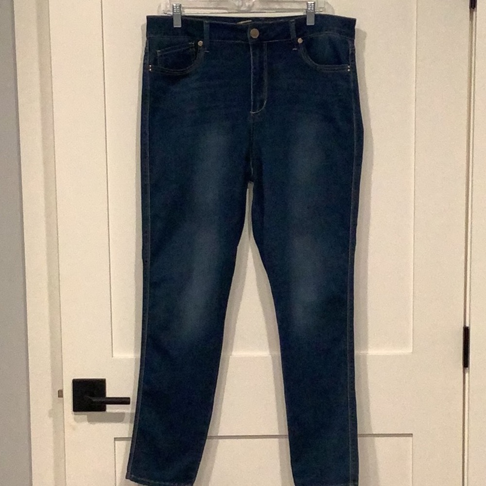 Seven7 high rise skinny jeans size 16